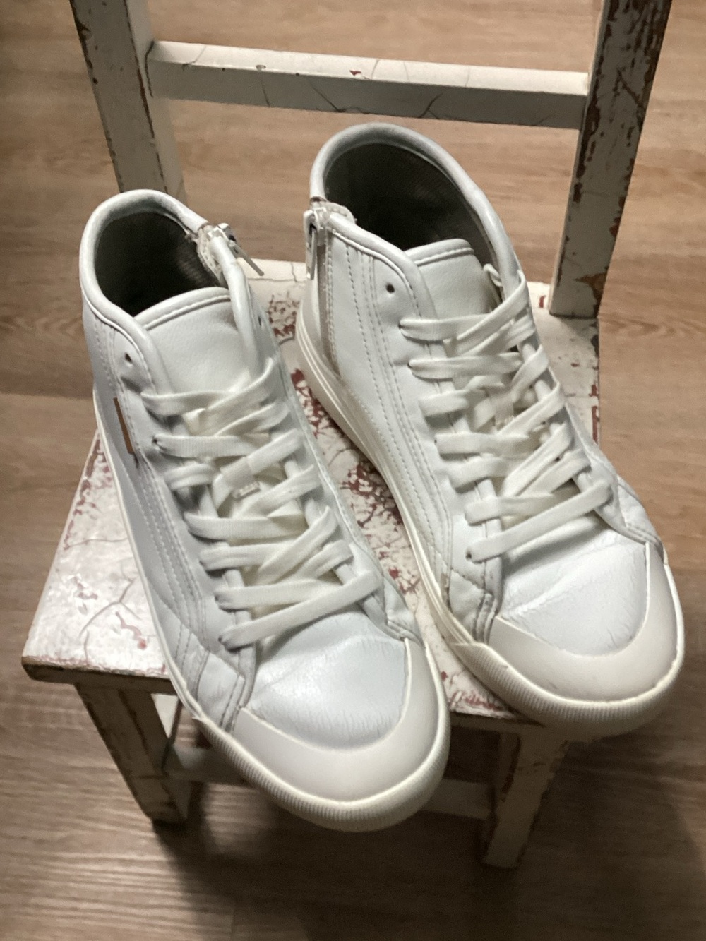 Dr. Scholl's Time Off H2 High Top Women’s White Sneakers Sz 7M